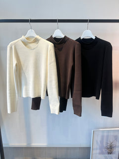 ロングスリーブチョーカーライクリブニット