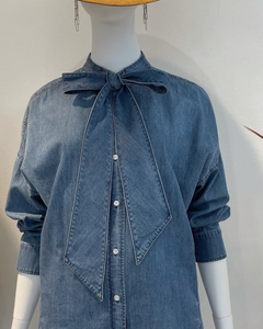 ボウタイダンガリーブラウス