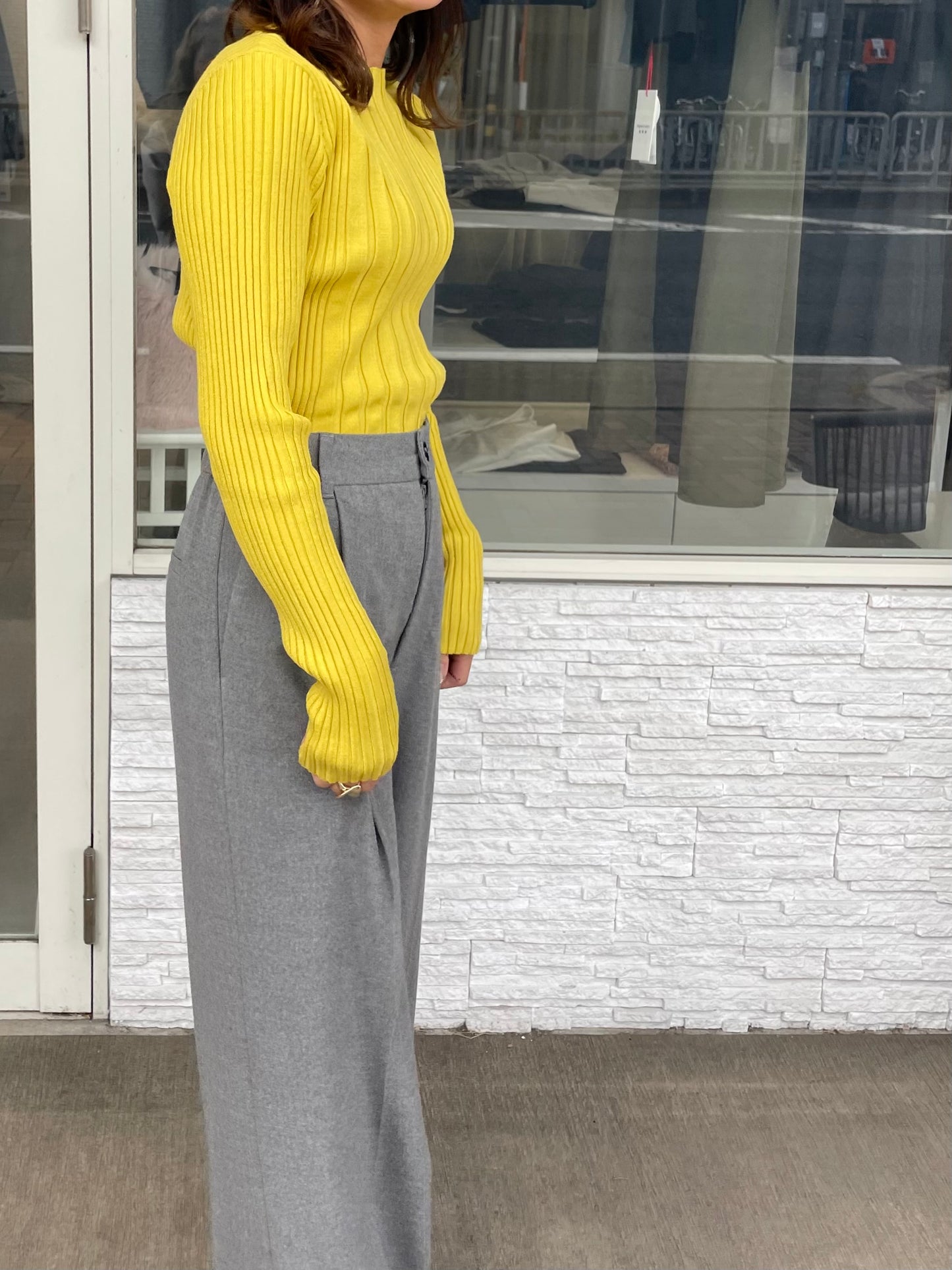 タイトリブニット