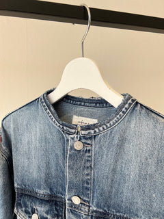 ノーカラーデニムジャケット