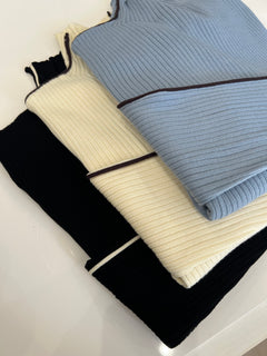 サイドラインタートルニット