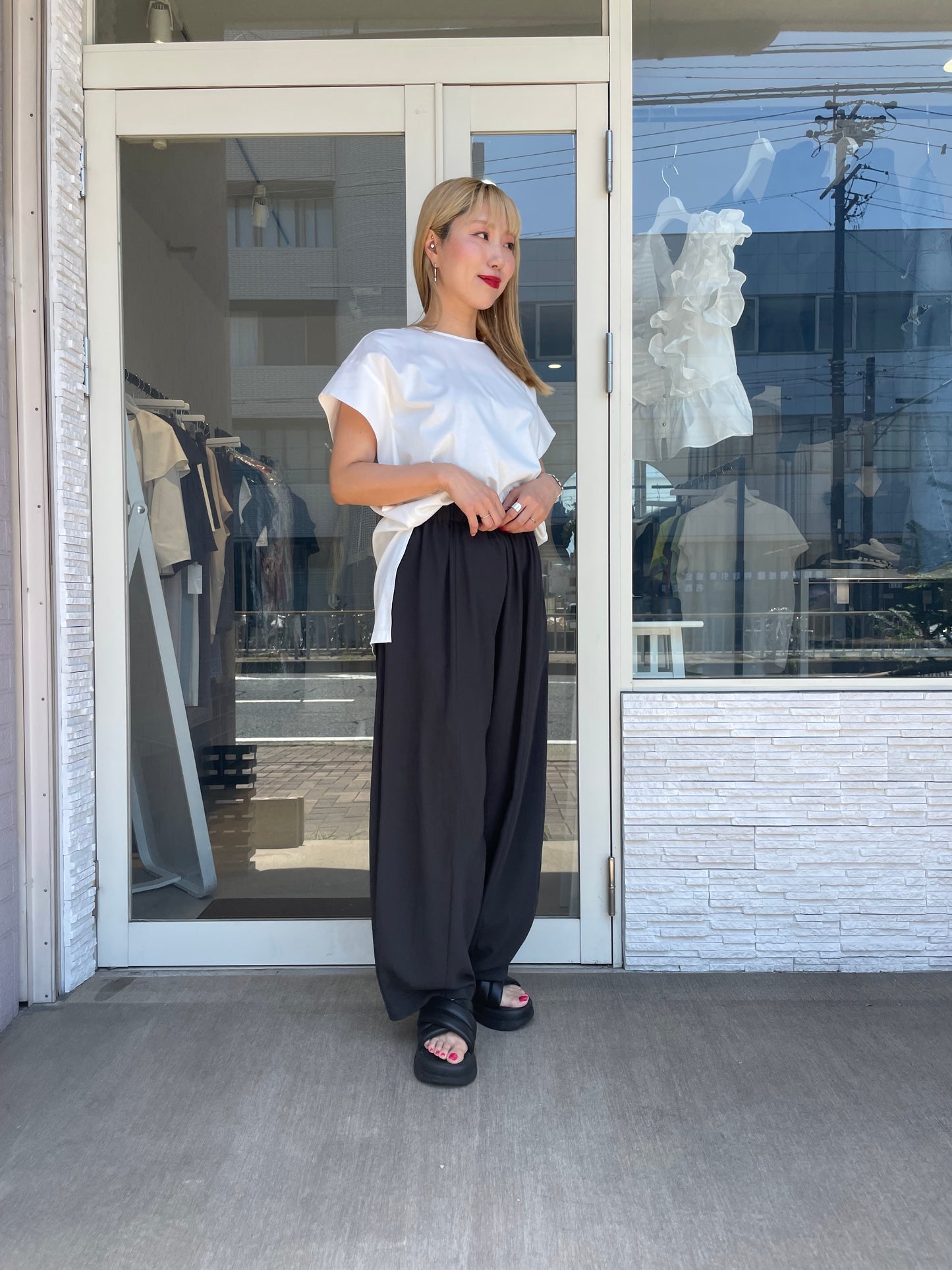 ストレッチシフォンボリュームパンツ
