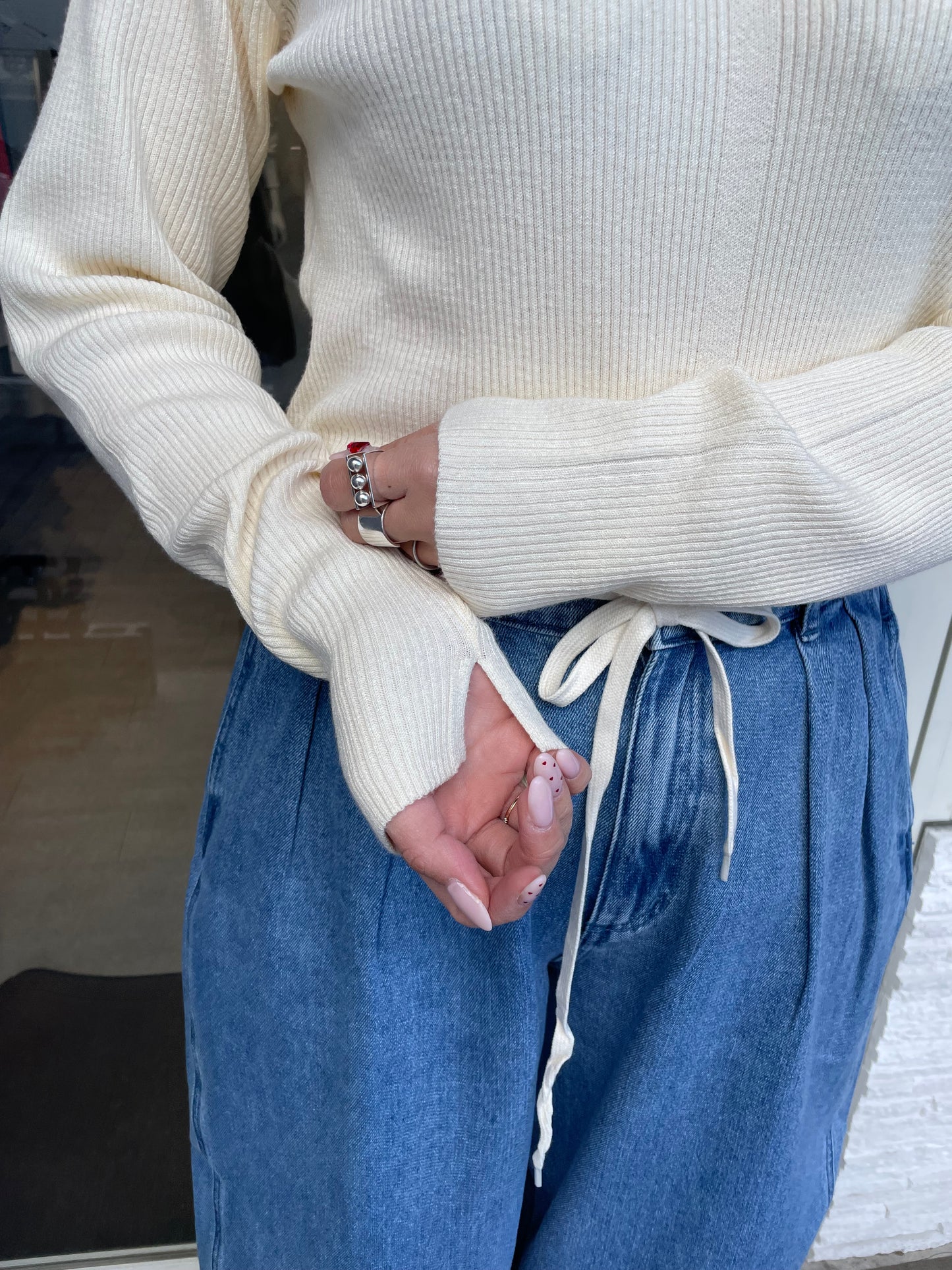 クルーネックリブニット