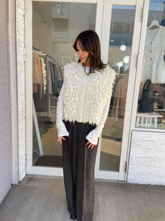 ニットフリンジベスト