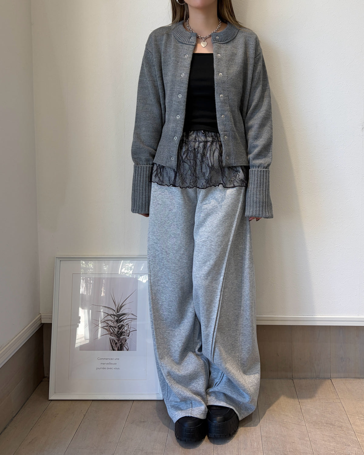 ロングスリーブニットカーディガン