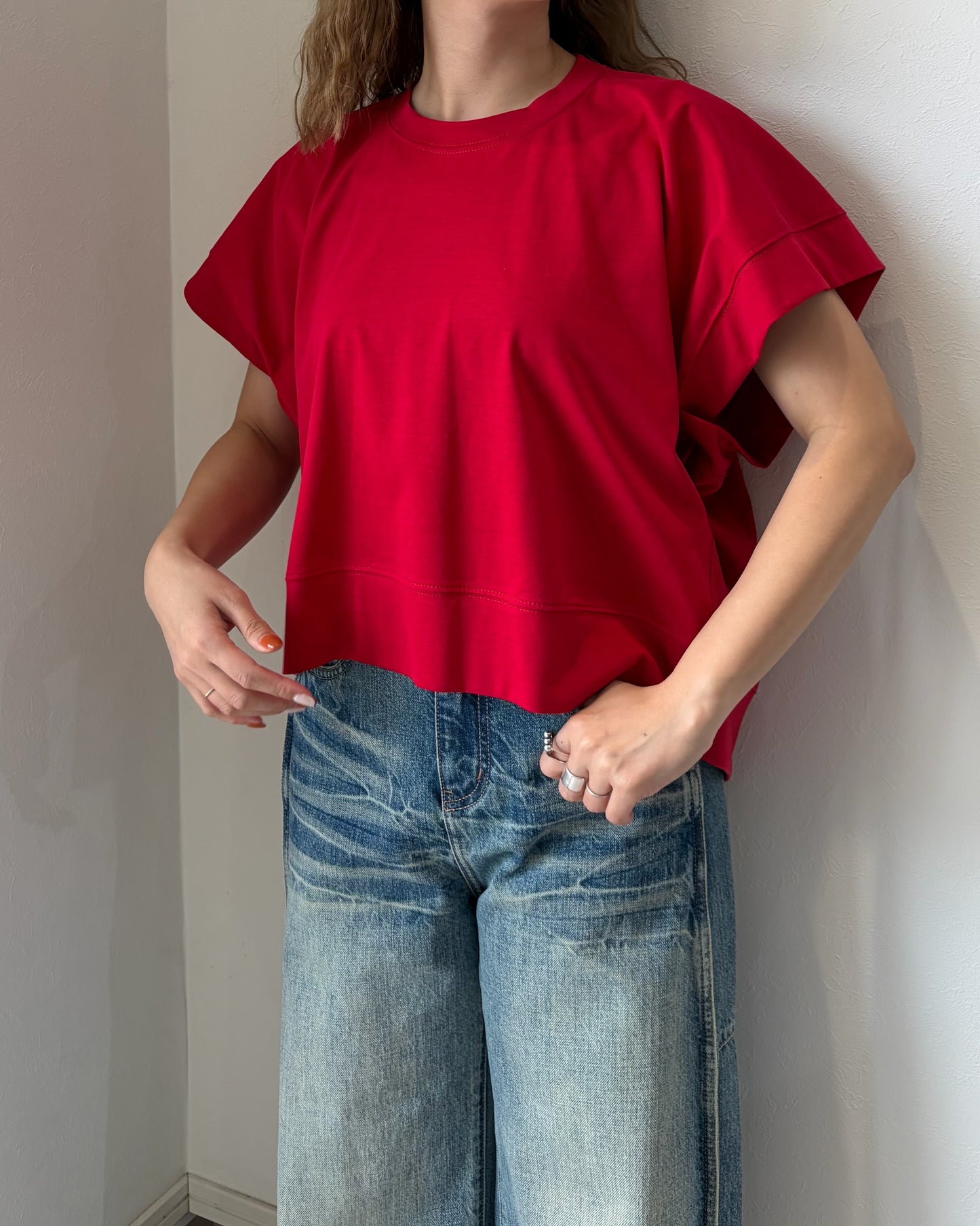 フレアスリーブTシャツ