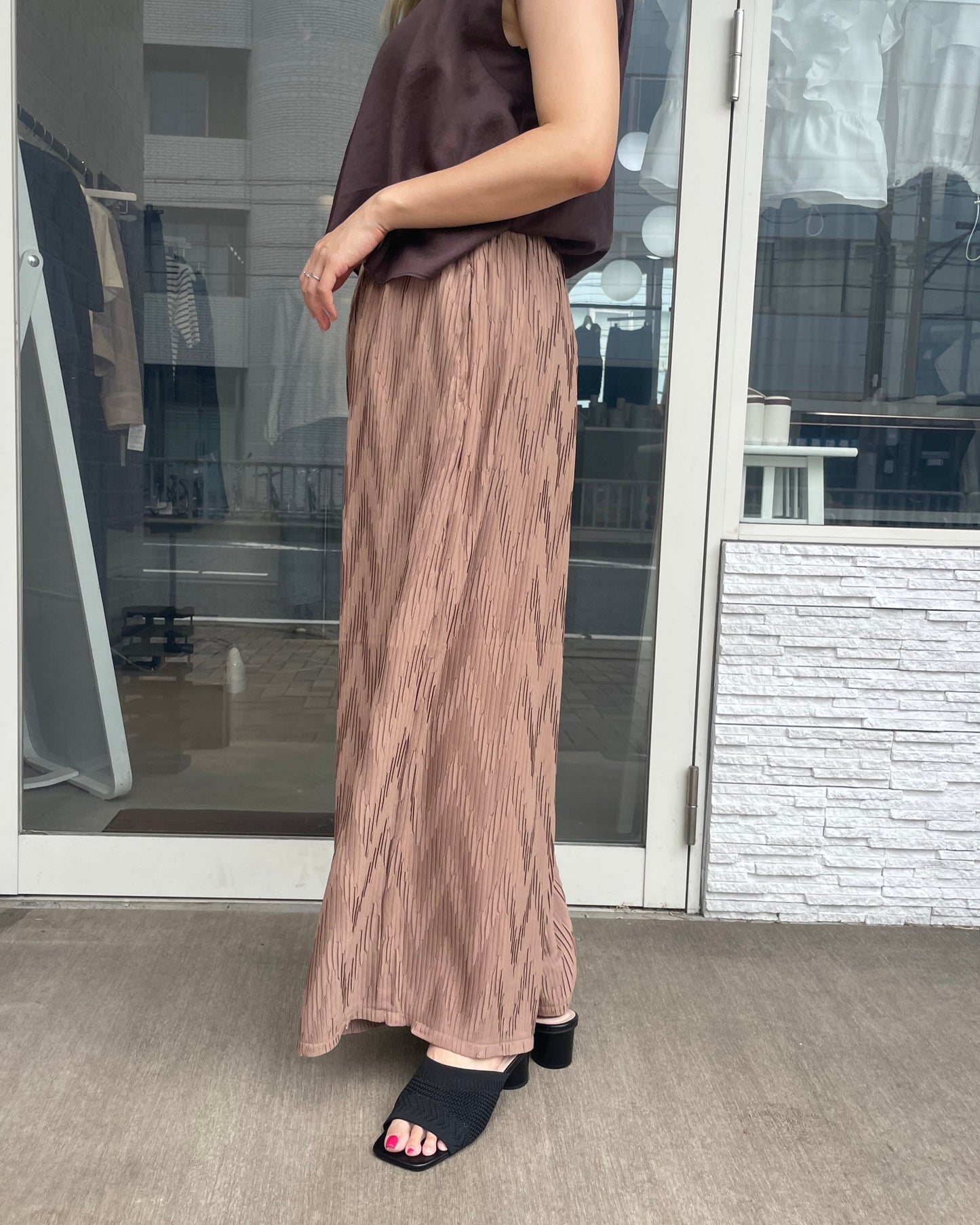 デザインプリーツパンツ