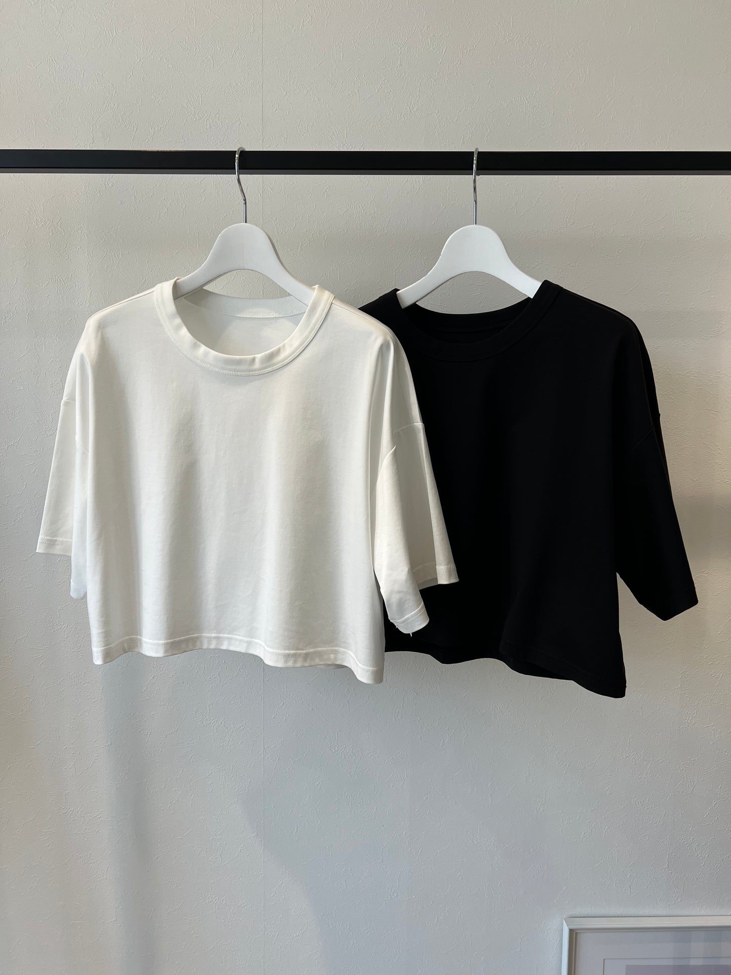 シルクブレンドクロップドTシャツ