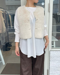 リバーシブルエコムートンショートファーベスト