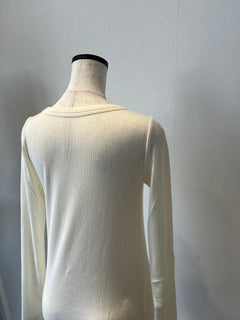 シルクカシミアブレンドリブトップス