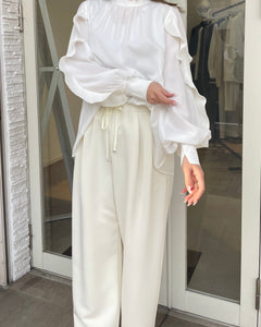 タックワイドパンツ