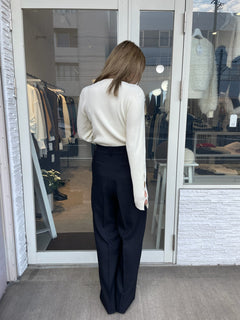 カットデザインリブニット