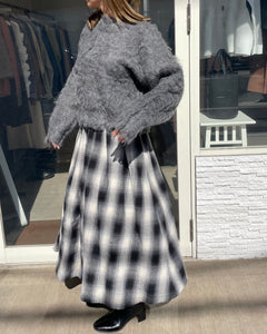 シャギーニットプルオーバー