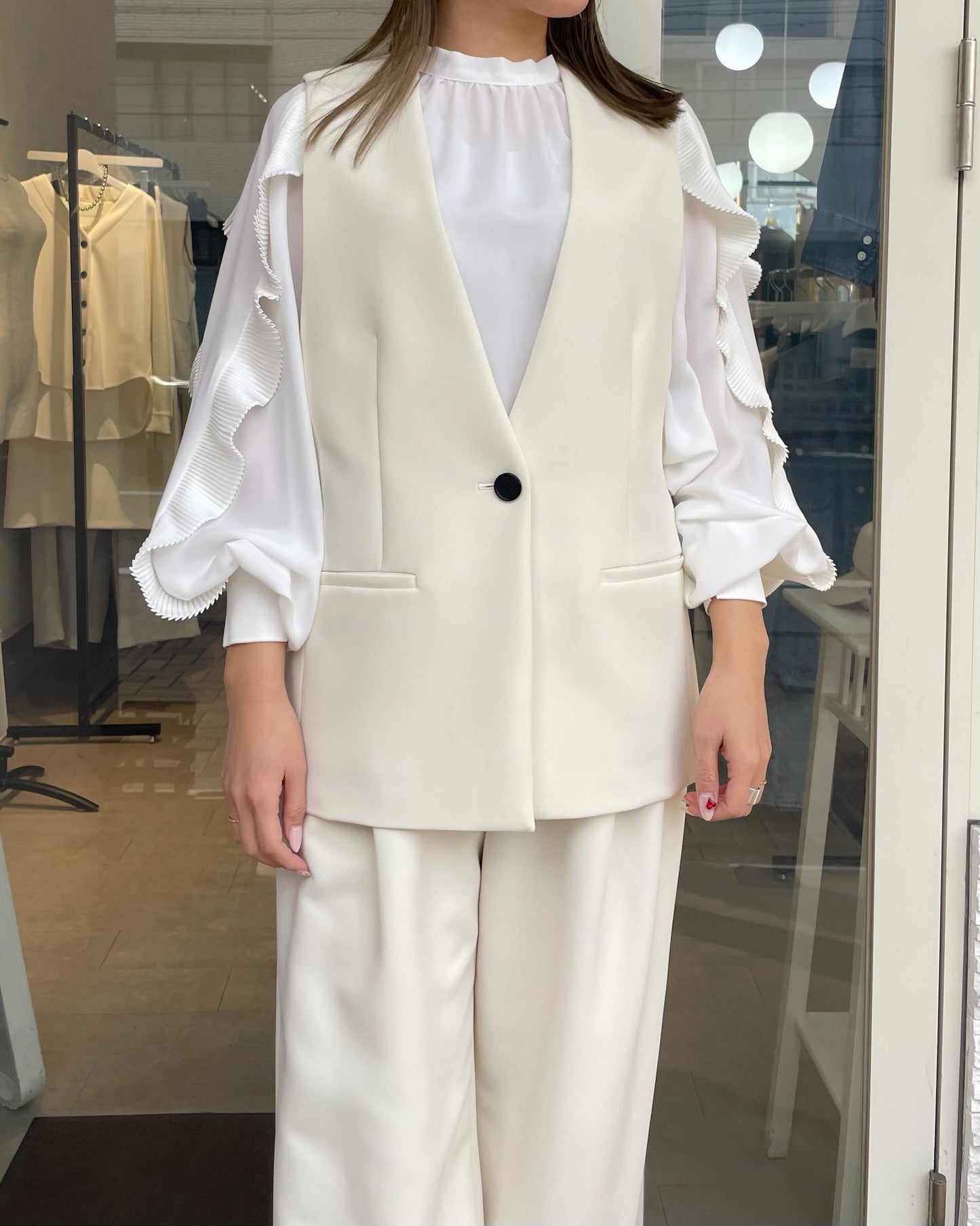 ノーカラージレ