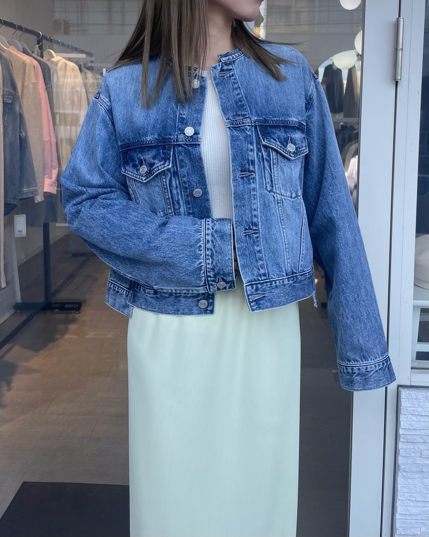 ノーカラーデニムジャケット