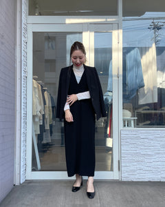 Vネックジャンパースカート