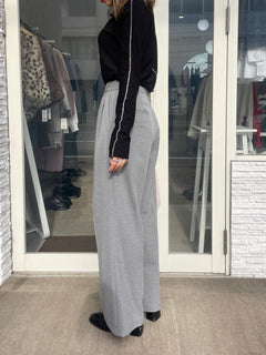 ステッチデザインウォームトップス