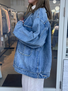 Vネックオーバーサイズデニムジャケット