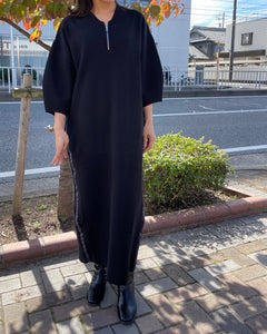 コクーンニットワンピース