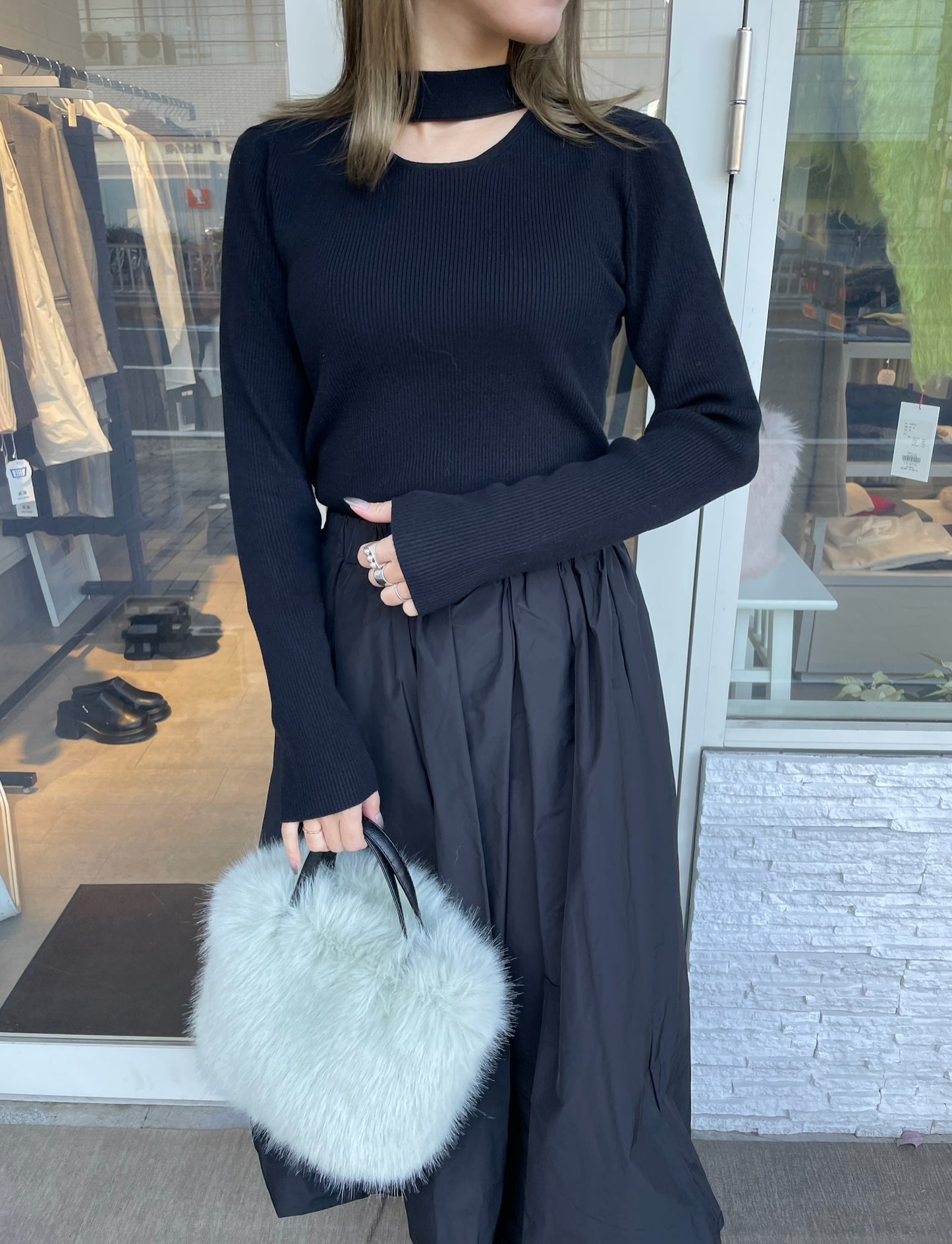 ロングスリーブチョーカーライクリブニット