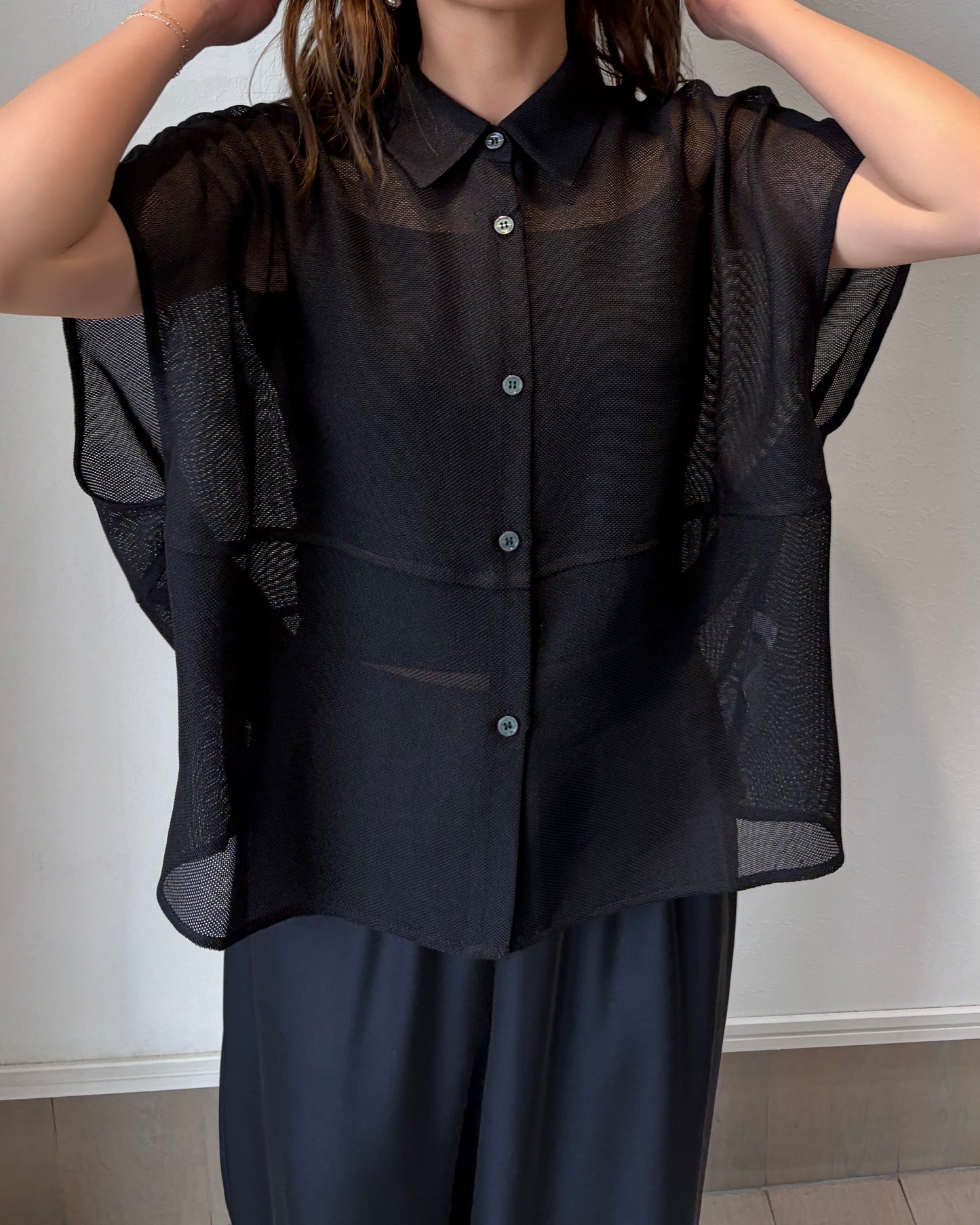 メッシュシアーシャツ