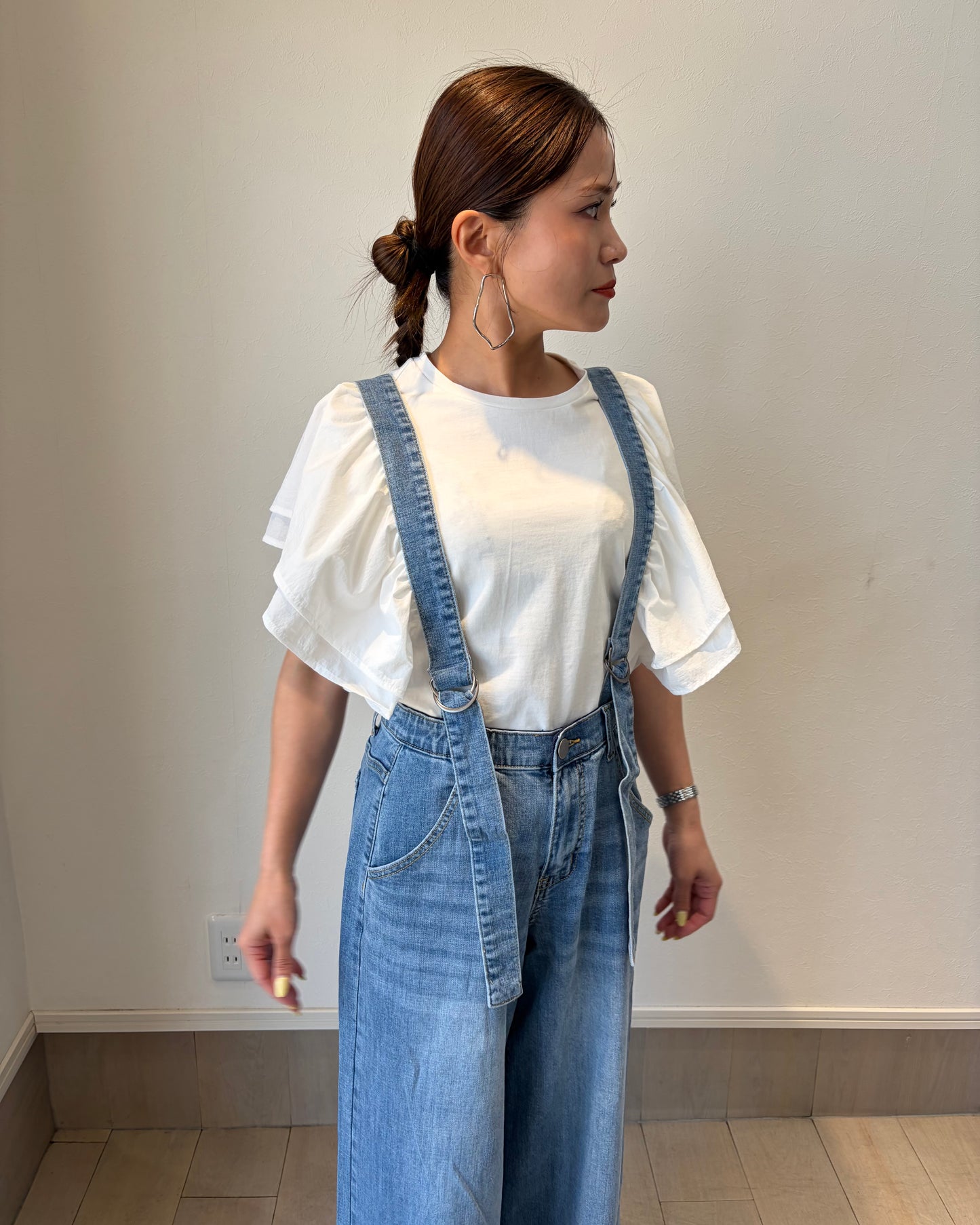 ドッキングフリルTシャツ