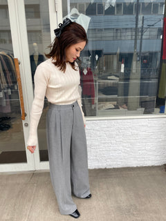 タイトリブニット