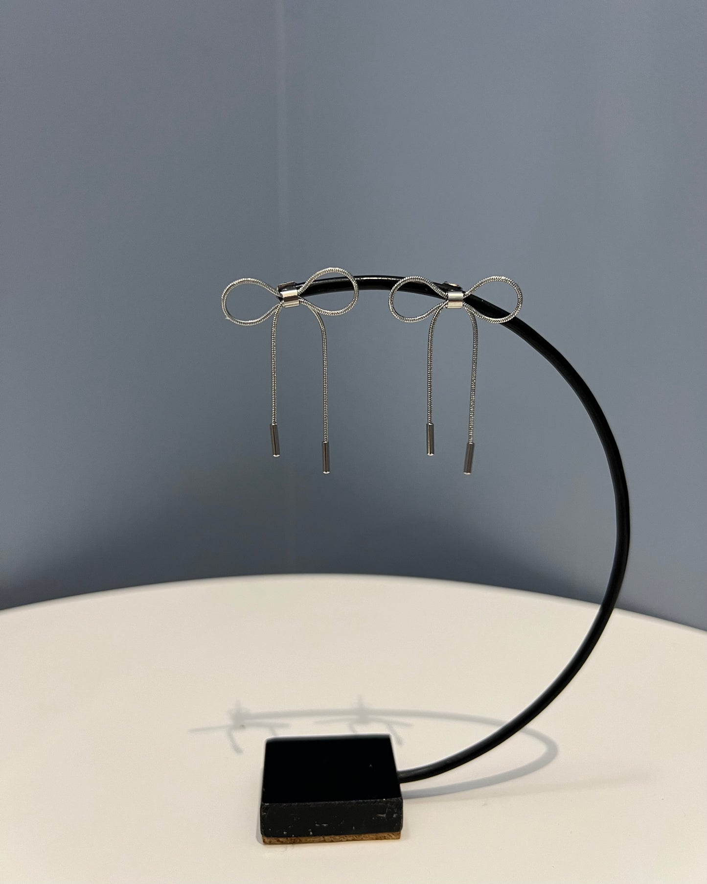 リボンピアス