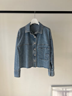 クロップドデニムシャツ