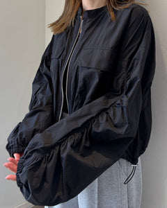 ギャザーブルゾン