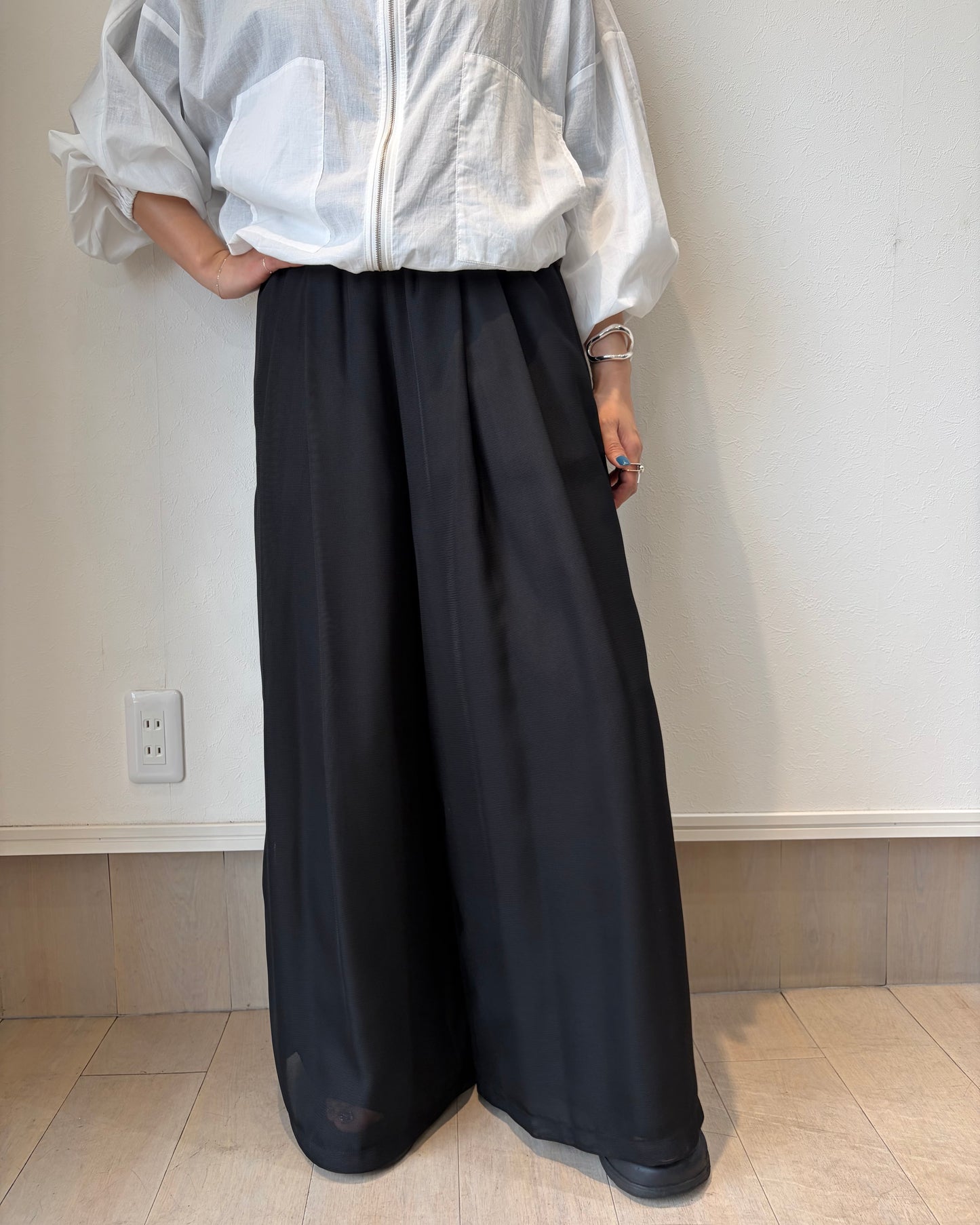 メッシュパンツ