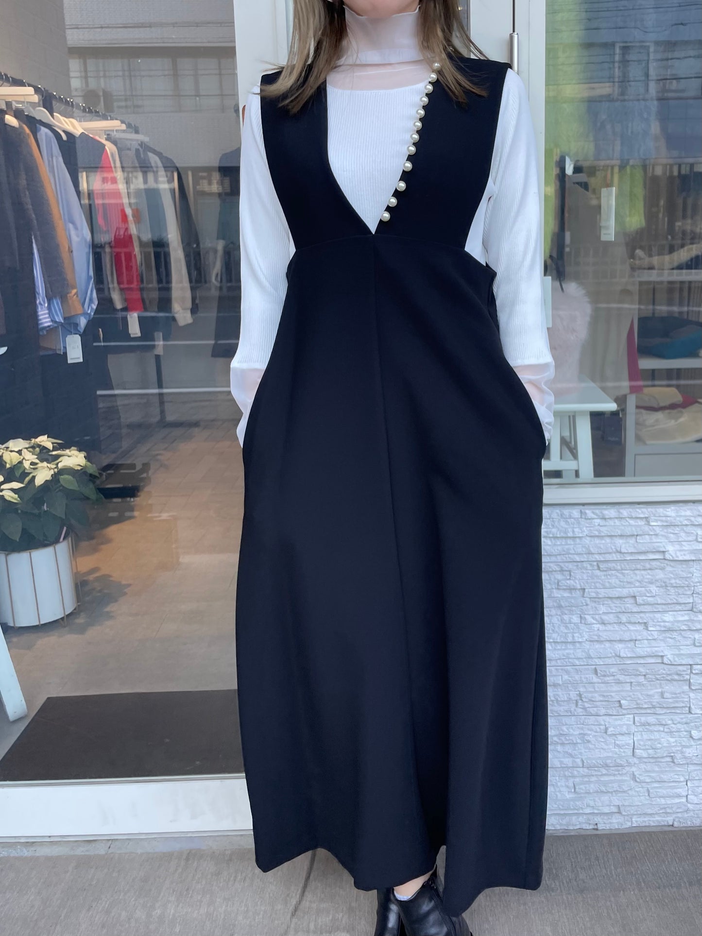 【再入荷】パールサスペンダーワンピース