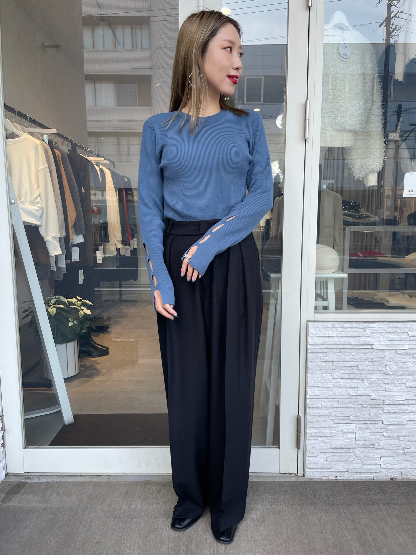 カットデザインリブニット