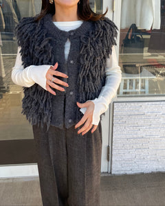 ニットフリンジベスト