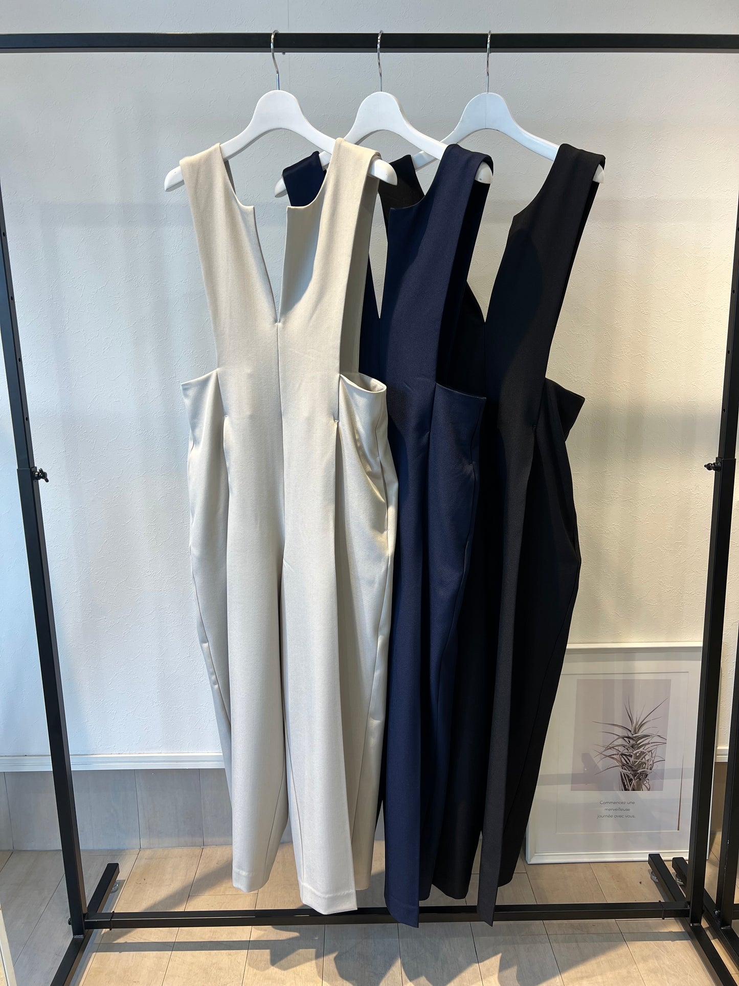 キーネックオールインワン