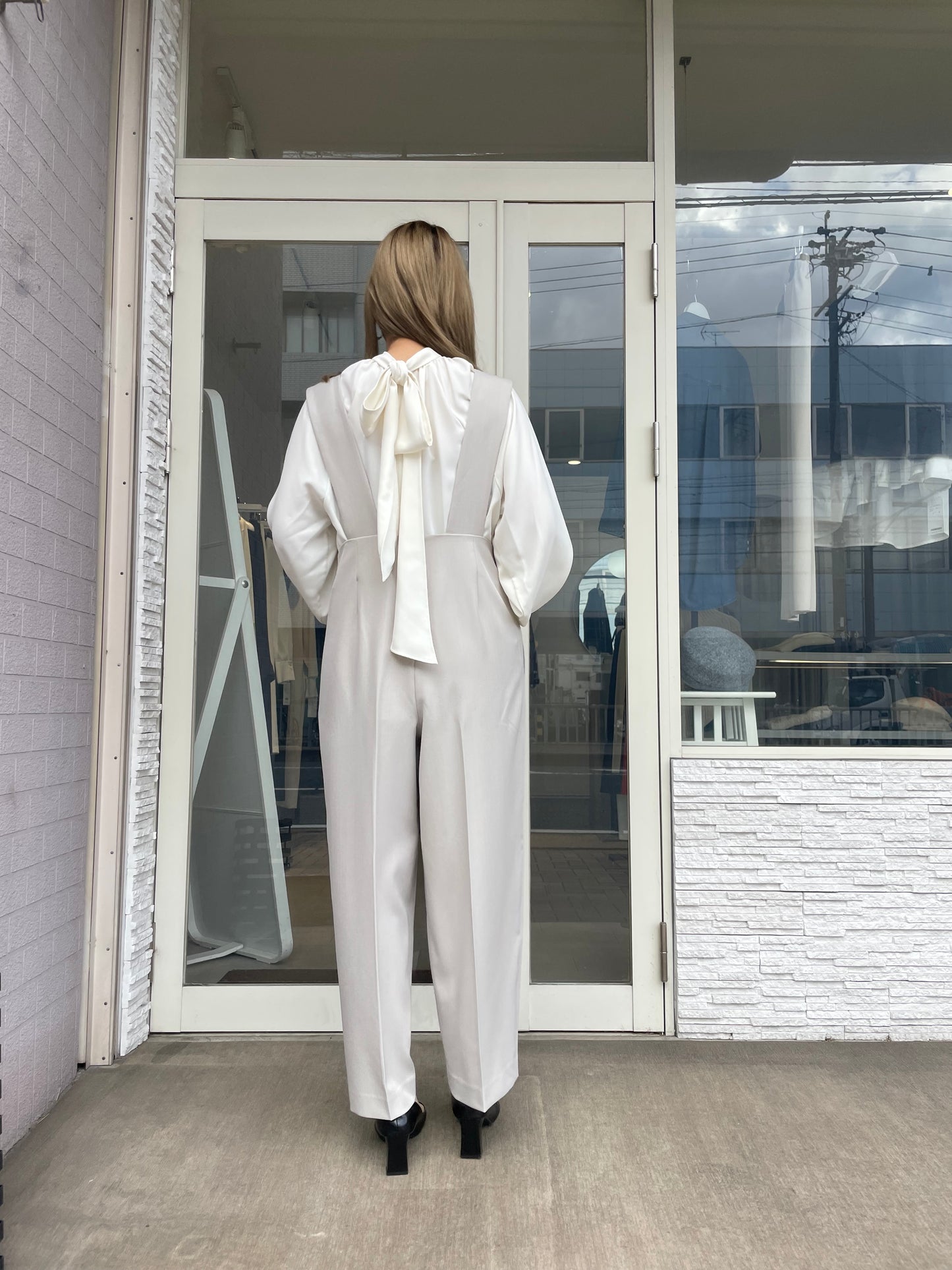 キーネックオールインワン