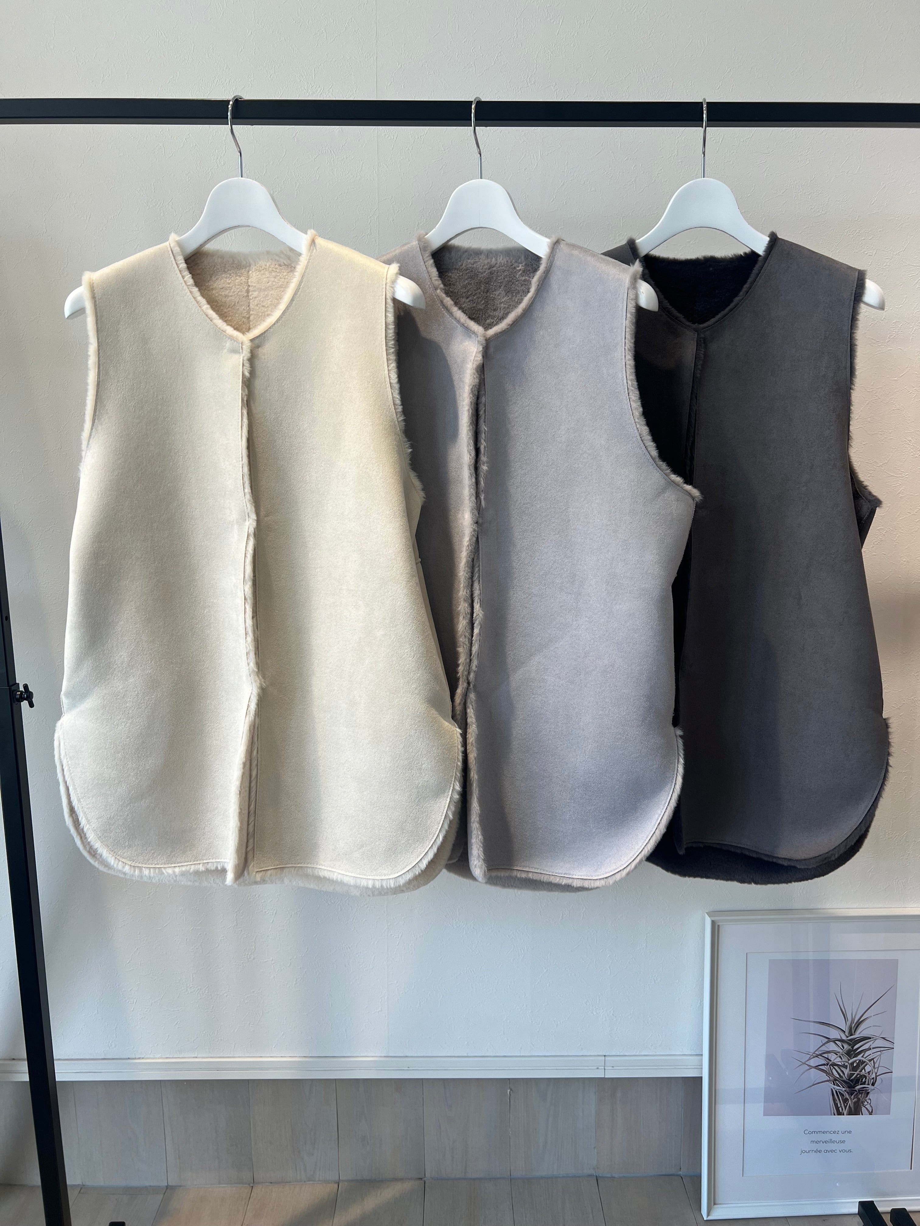 #新品未使用#リバーシブル・ウォッシャブルエコムートンロングジレ リバーシブルエコメリノムートン ジレ / 自由区 L