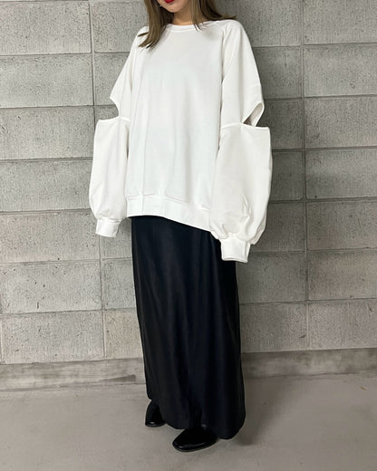 cut out sweat pullover