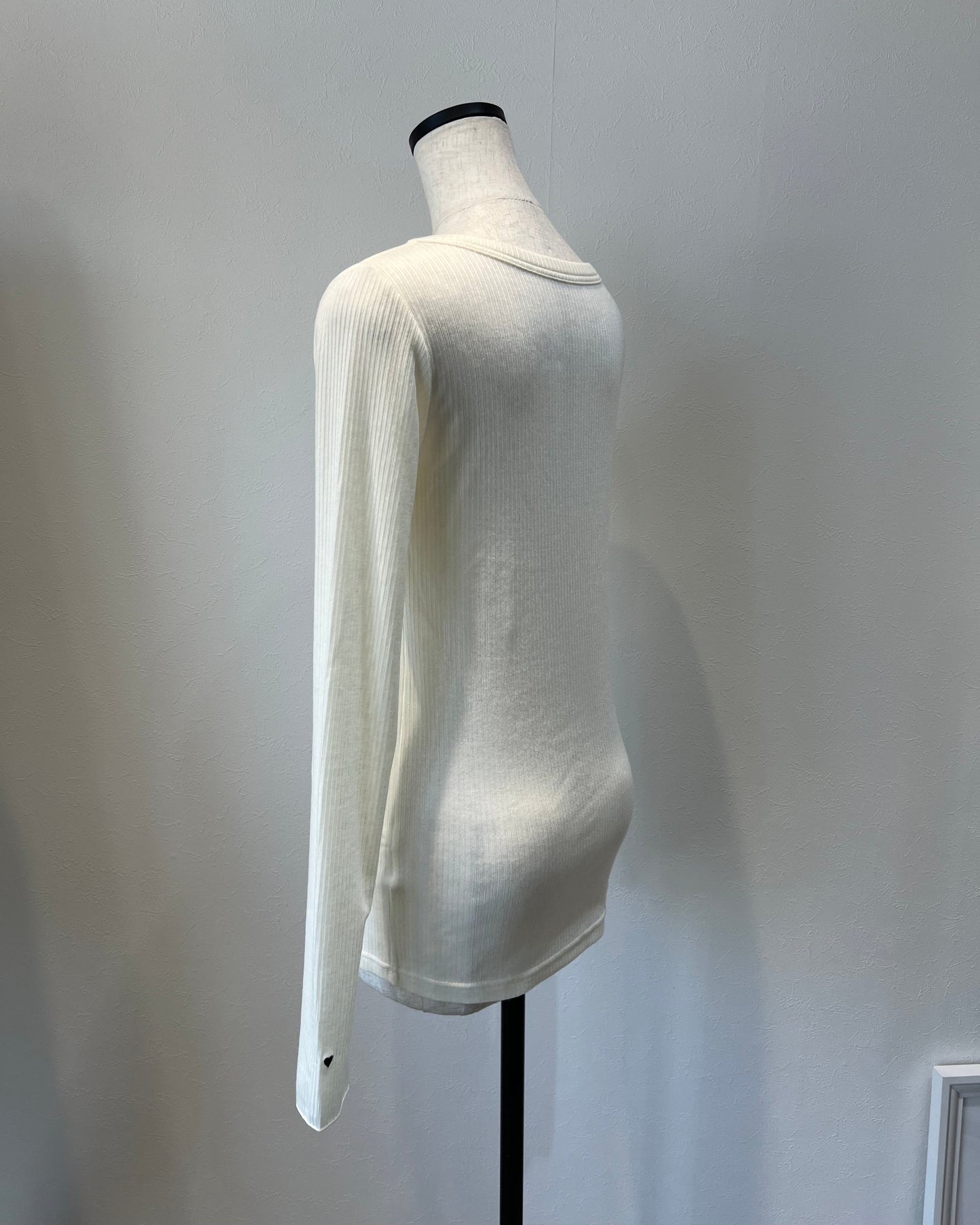 ♡シルクカシミヤブレンドクルートップス