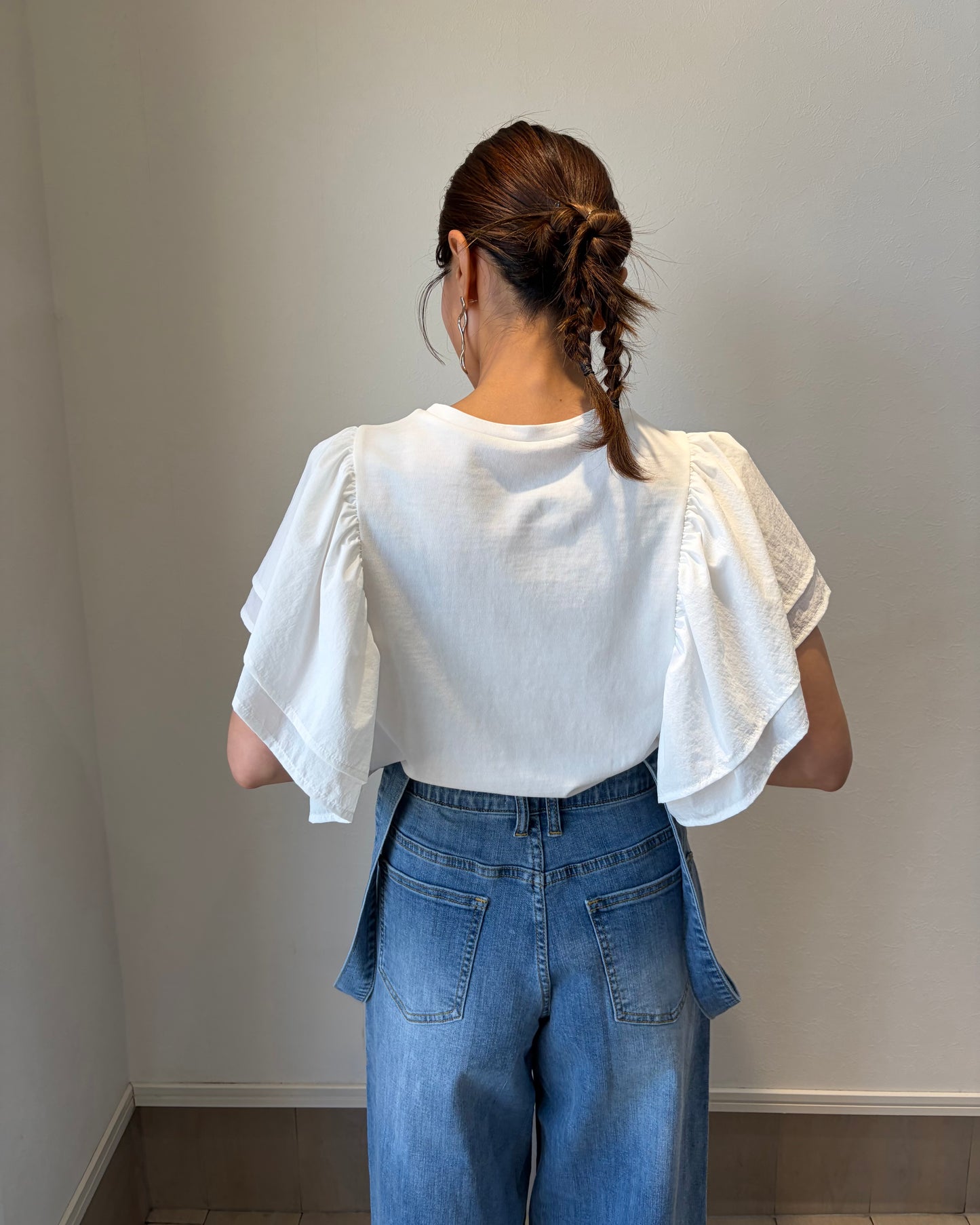 ドッキングフリルTシャツ