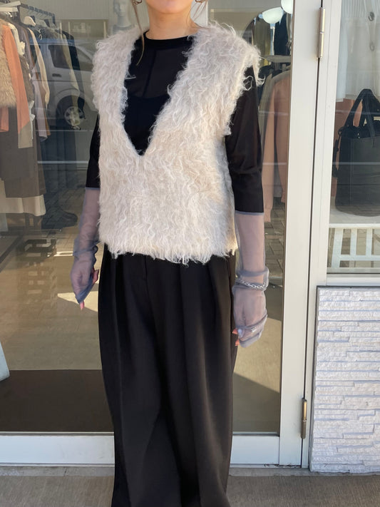 シャギーニットベスト