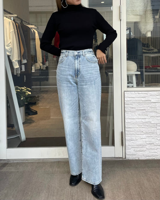 ストレートデニム