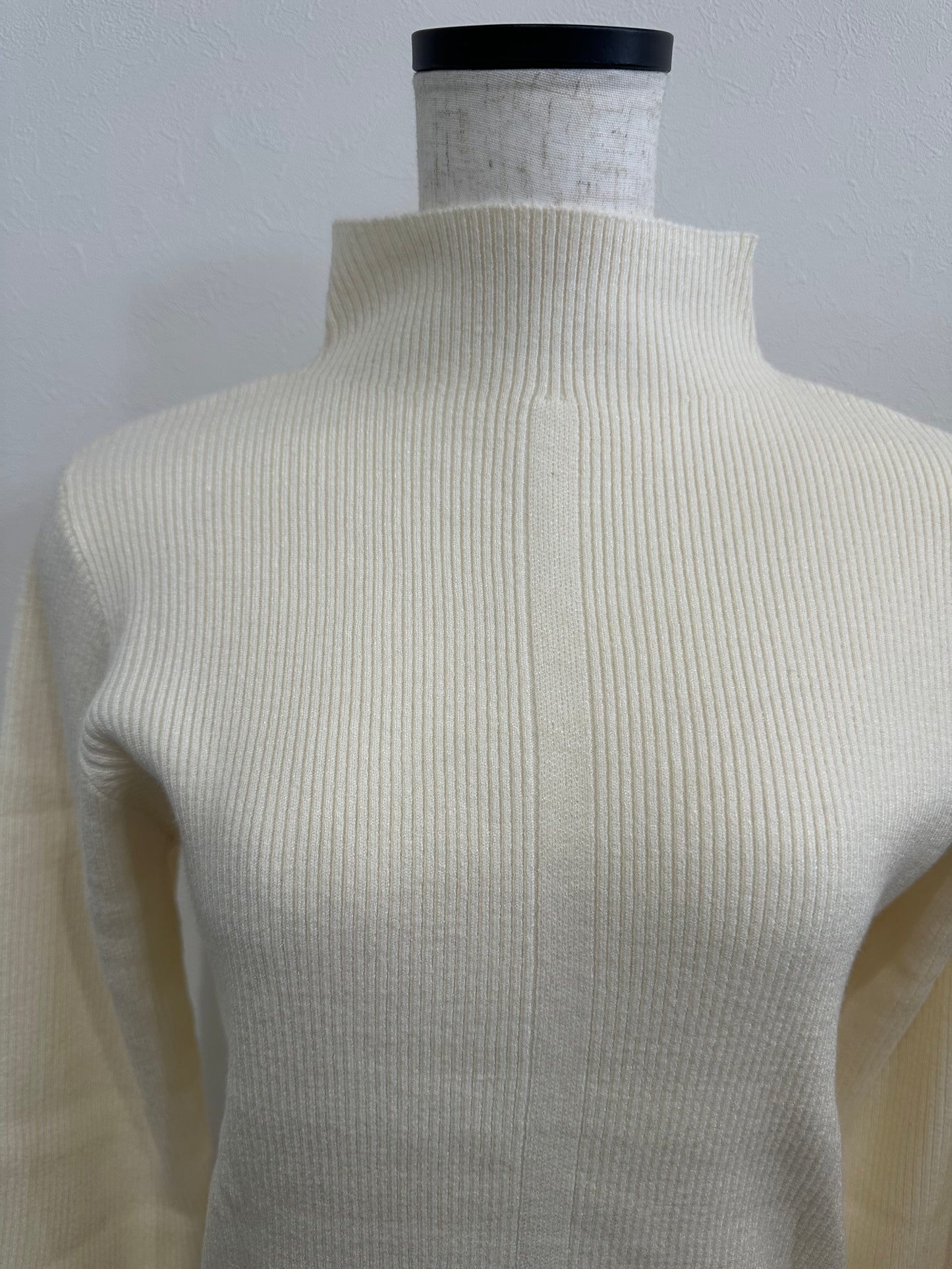 ベーシックリブニット