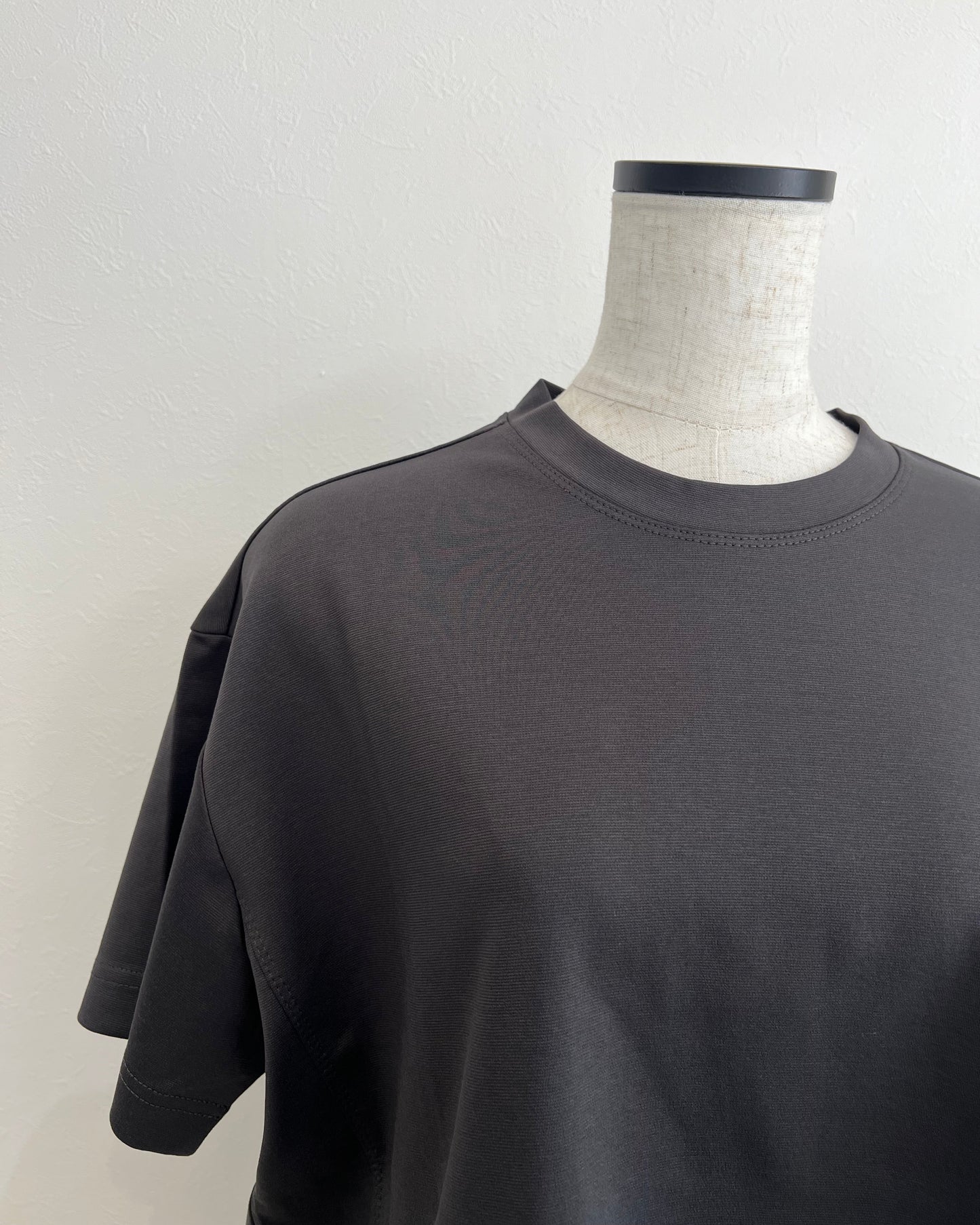 バックスリットT