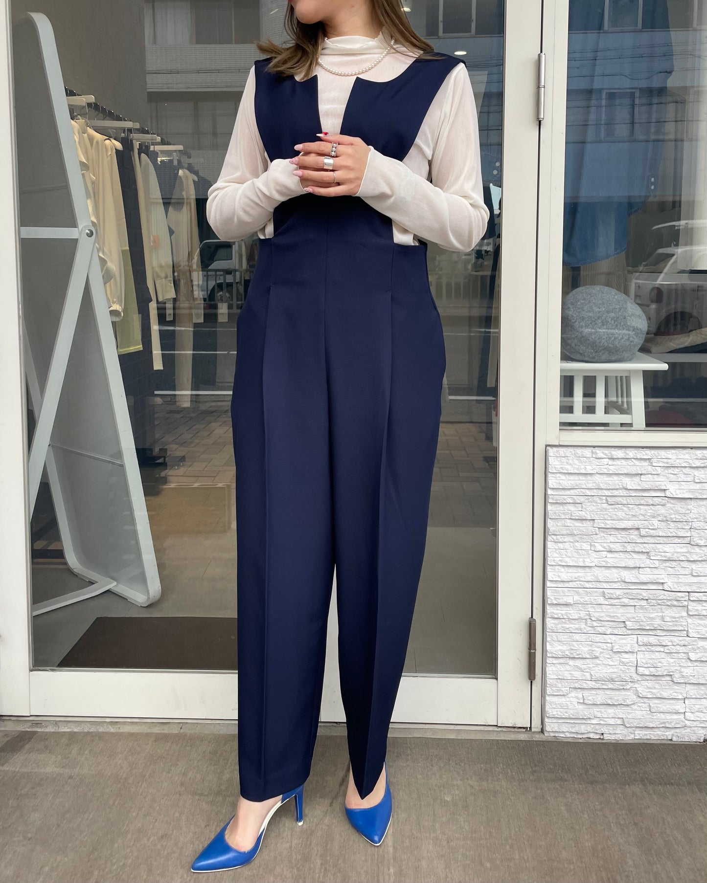 キーネックオールインワン