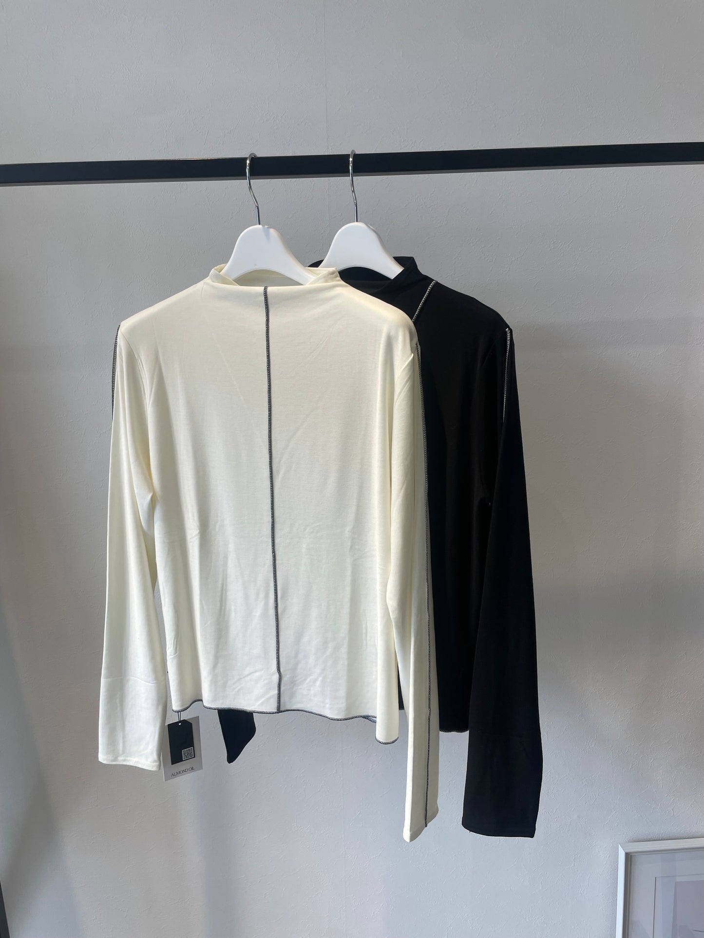 ステッチデザインウォームトップス