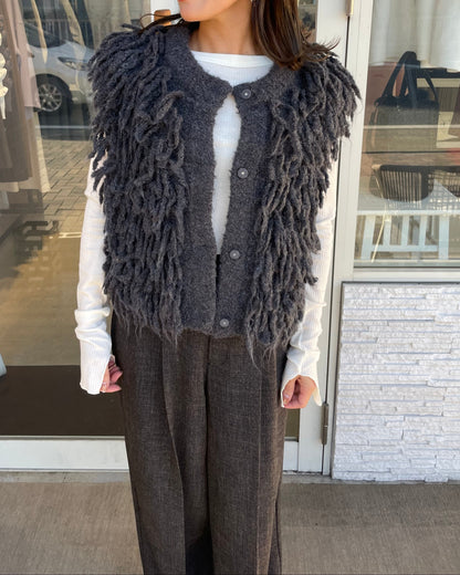 ニットフリンジベスト