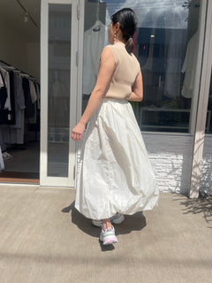 タフタバルーンスカート