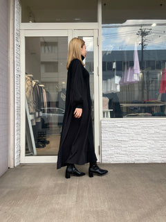 チュールドッキングフロントジップワンピース