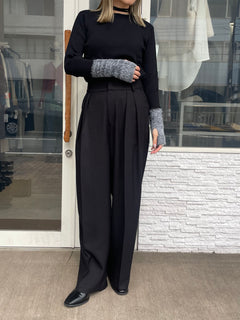 ベーシックタックパンツ